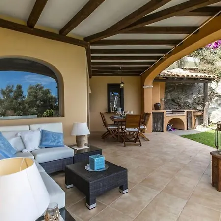 Vila Pool And Garden Porto Cervo