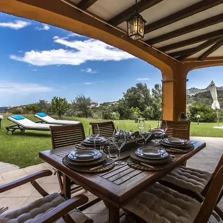 Pool And Garden بورتو كيرفو